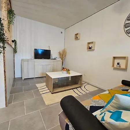 O Villa* Studio Avec Clim Et Calme *wifi*